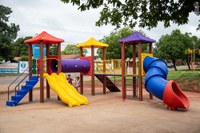 Vereador indica instalação de parquinho infantil na Praça 01
