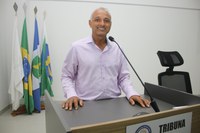 Vereador solicita revitalização de canteiros centrais em avenida de Feliz Natal